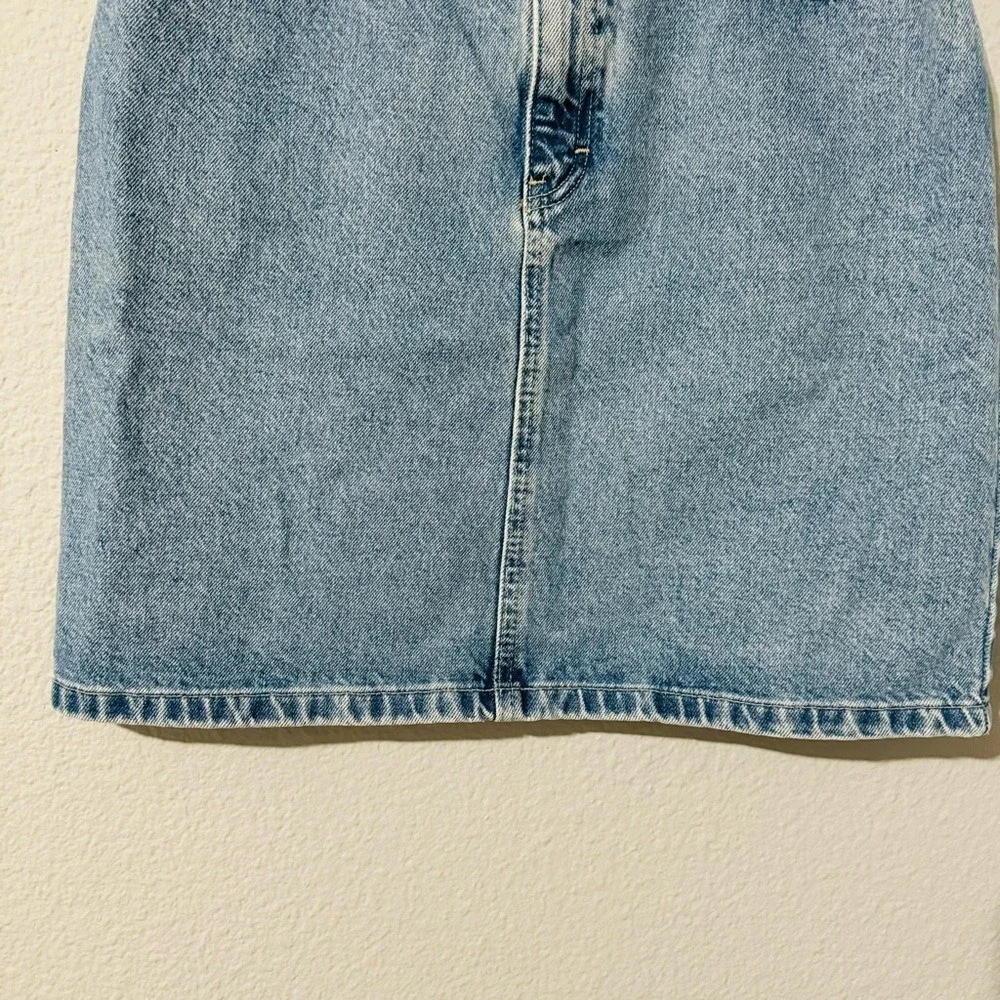 Tommy Hilfiger Cotton Mini Skirt Size 8 Light Wash Denim Vintage 90s Y2K Blue‎